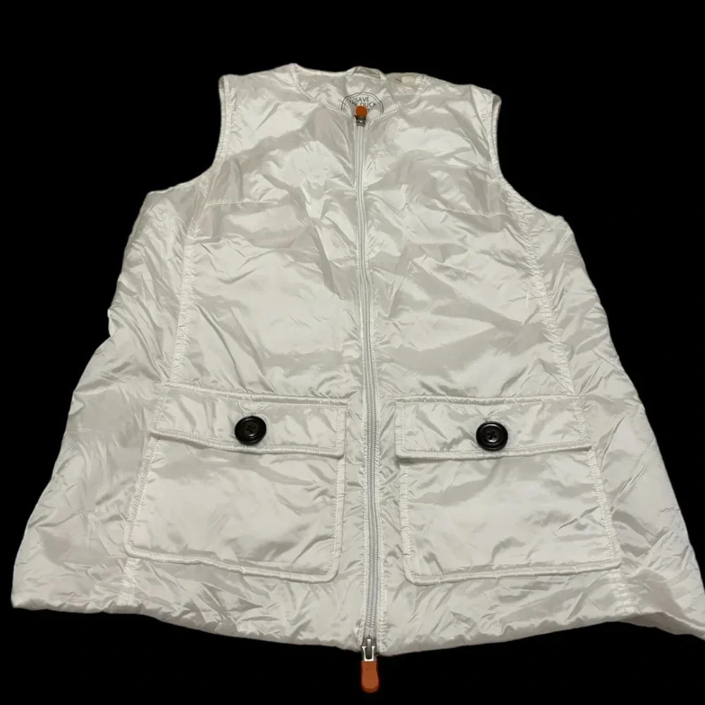 Save the duck vest